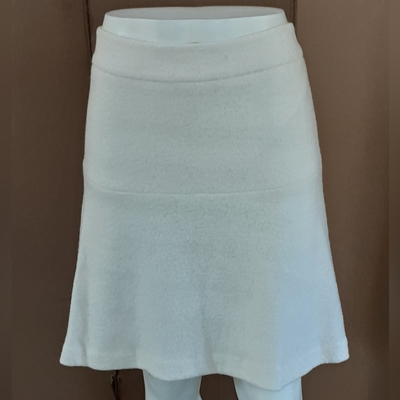 ANN TAYLOR WINTER WHITE WOOL BLEND A-LINE SKIRT SZ 12 - Picture 2 of 9